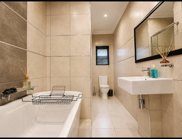 2 BEDROOM TOWNHOUSE FOR SALE IN THREE RIVERS